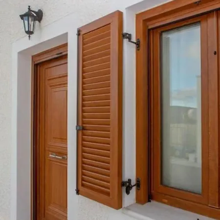 Apiranthian House Panoramic View Apartment
